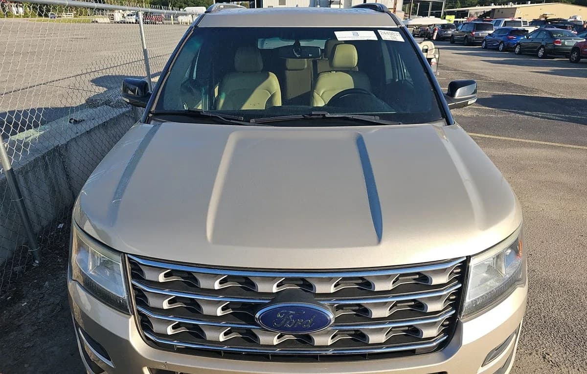 2017 FORD EXPLORER XLT 3