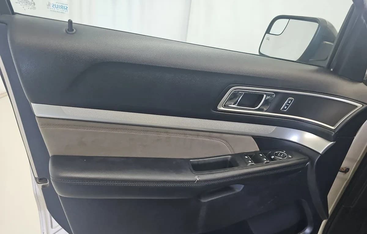 2017 FORD EXPLORER XLT 6