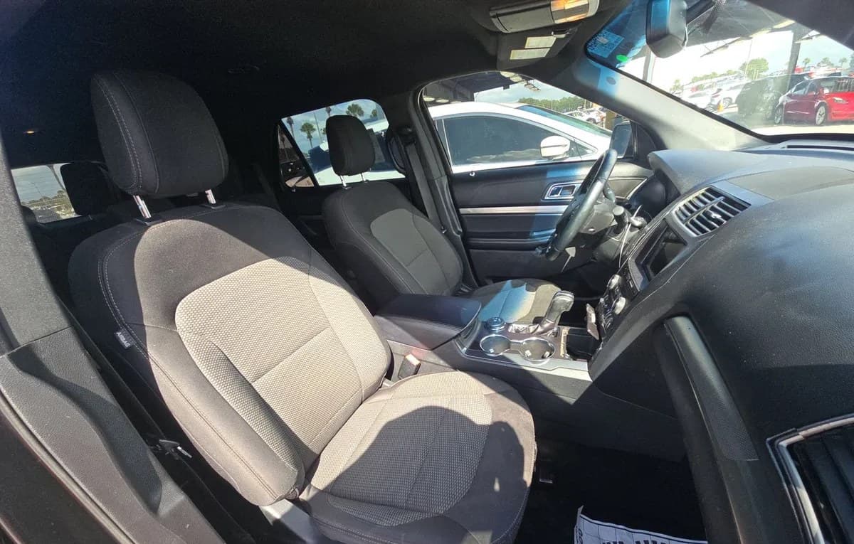 2018 FORD EXPLORER XLT 5