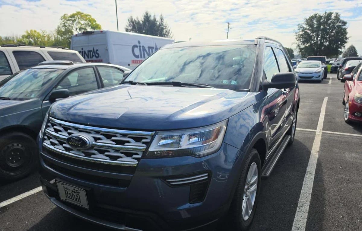 2019 FORD EXPLORER XLT 2