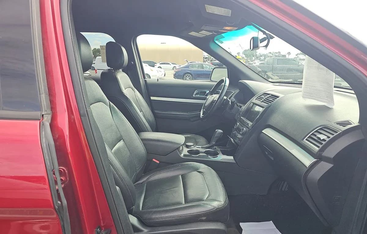 2017 FORD EXPLORER XLT 5