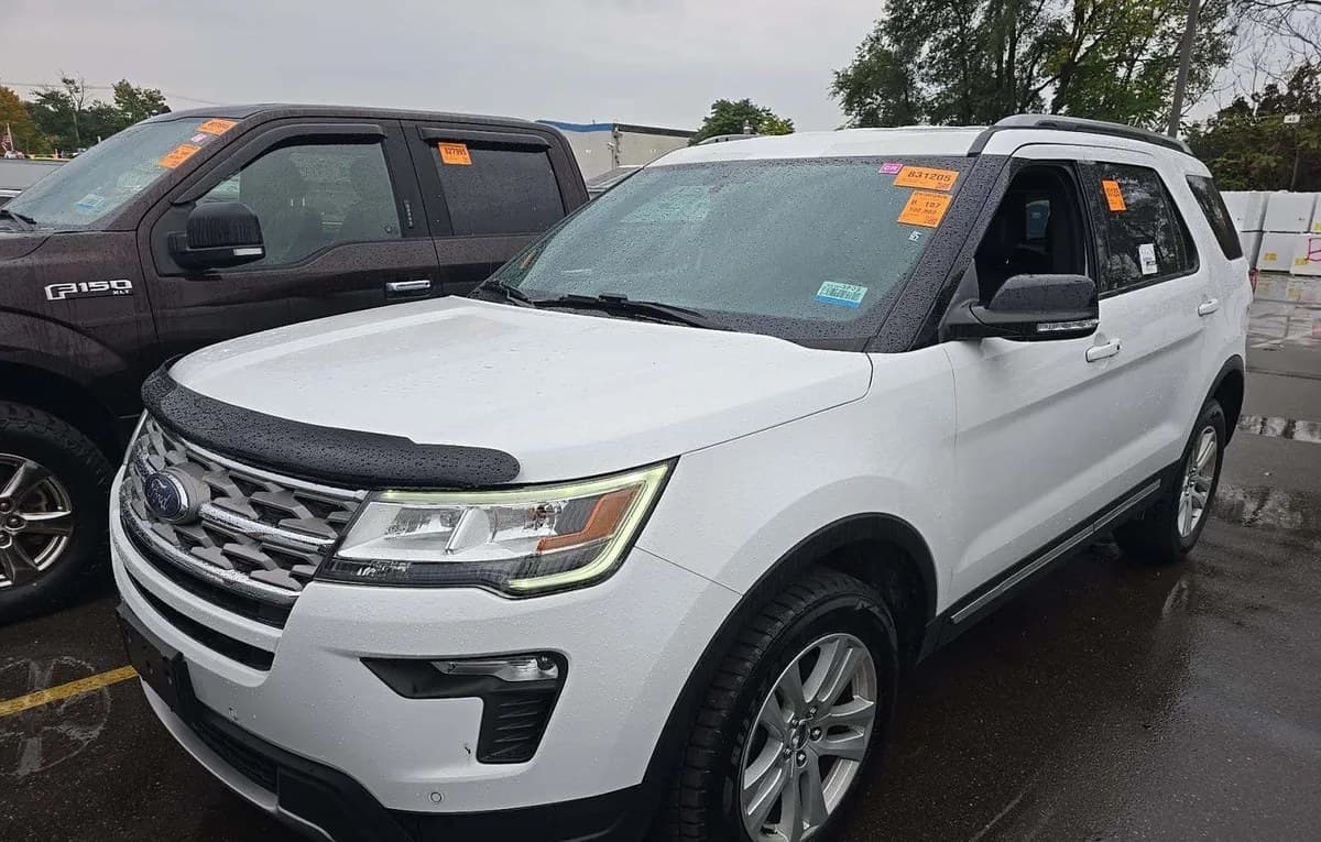 2018 FORD EXPLORER XLT 2