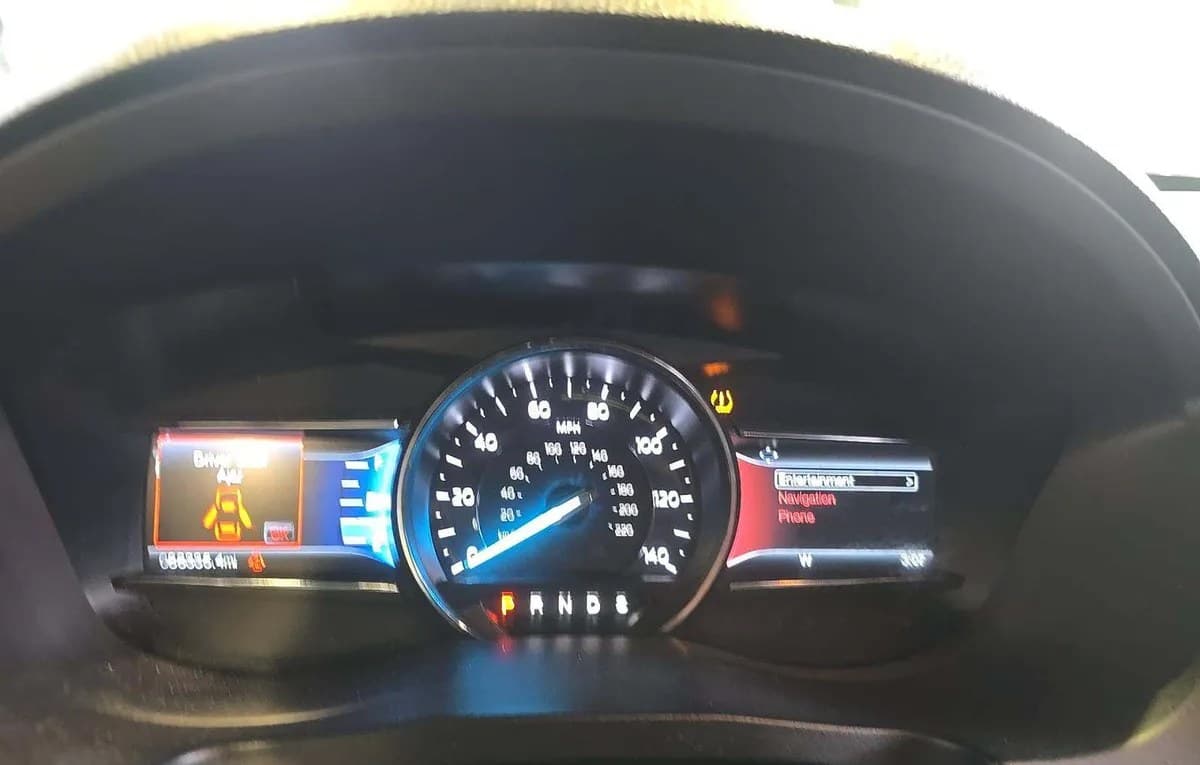 2017 FORD EXPLORER XLT 6