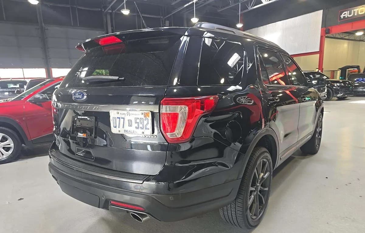 2018 FORD EXPLORER XLT 4