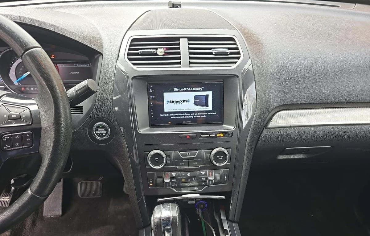 2018 FORD EXPLORER XLT 6