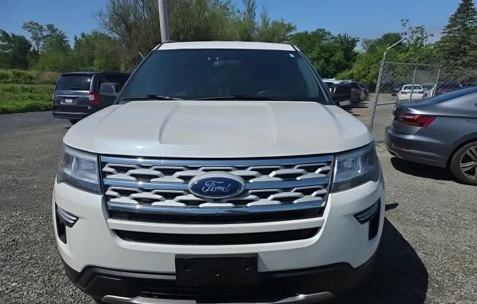 2019 FORD EXPLORER XLT 3
