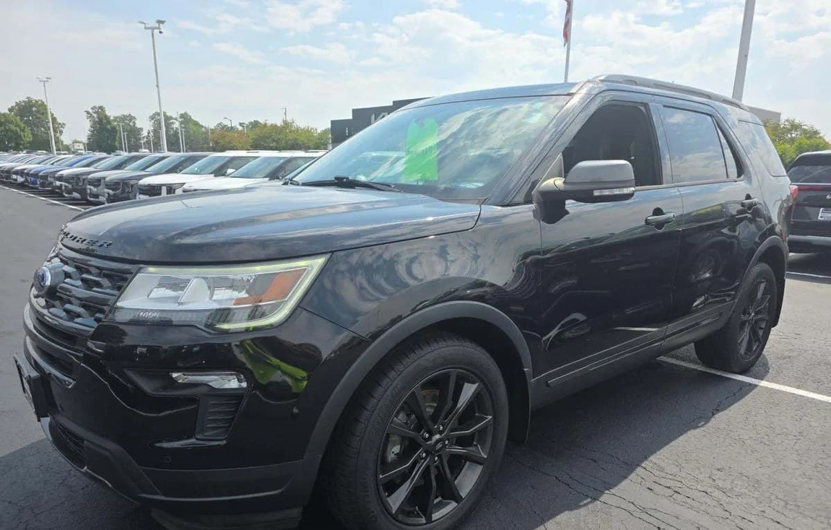 2019 FORD EXPLORER XLT 2