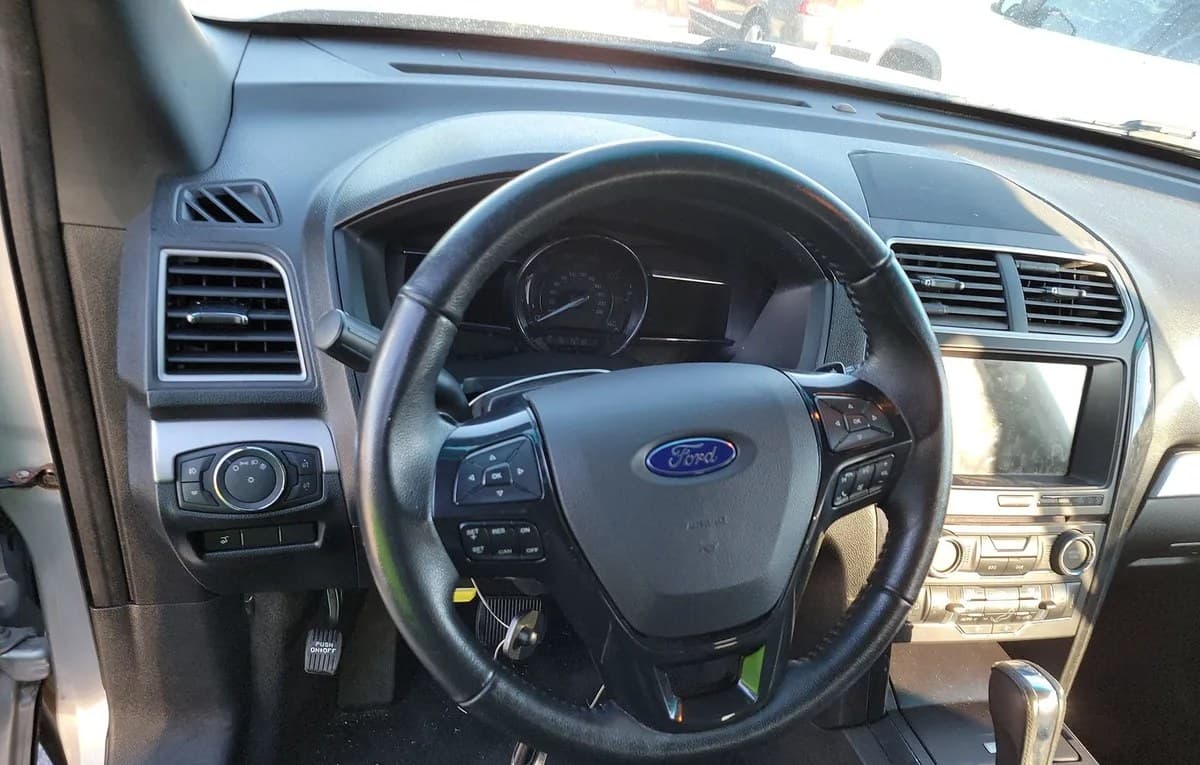 2017 FORD EXPLORER XLT 6