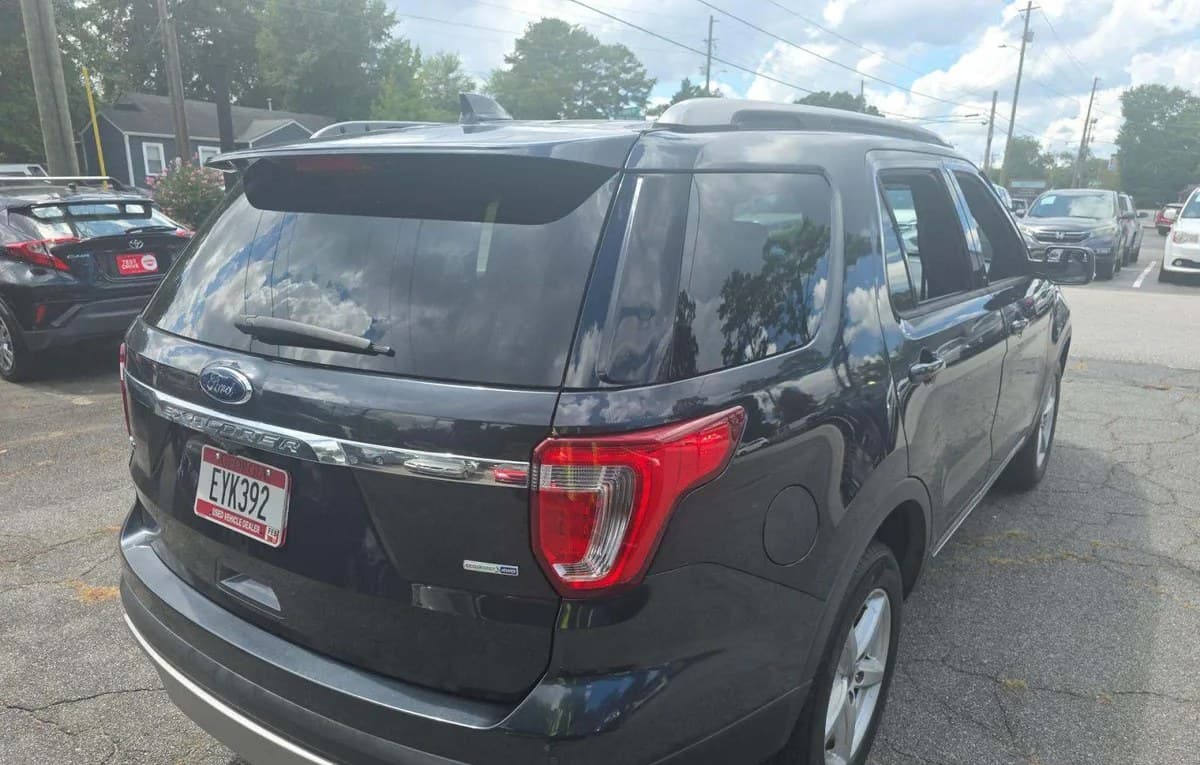 2017 FORD EXPLORER XLT 4