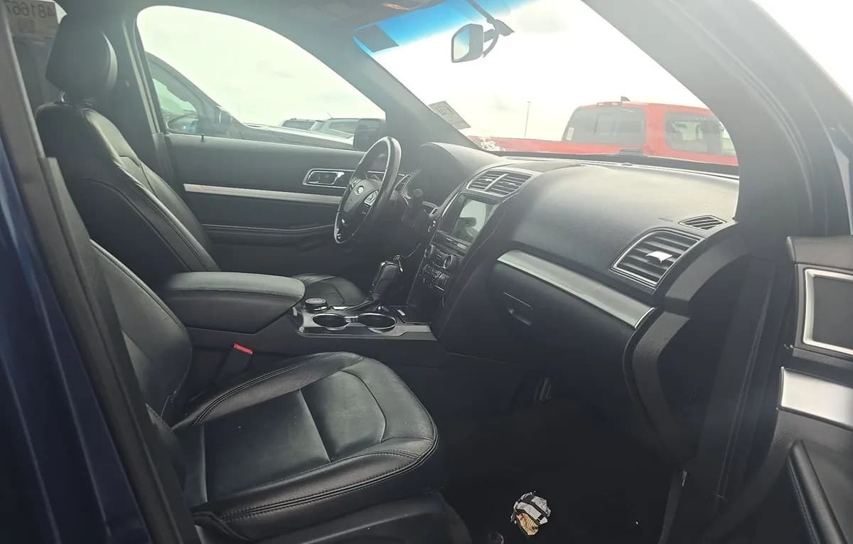 2017 FORD EXPLORER XLT 4