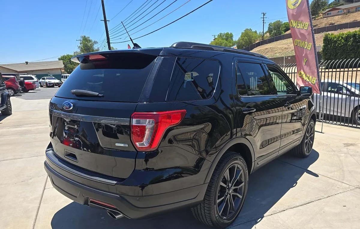 2018 FORD EXPLORER XLT 4