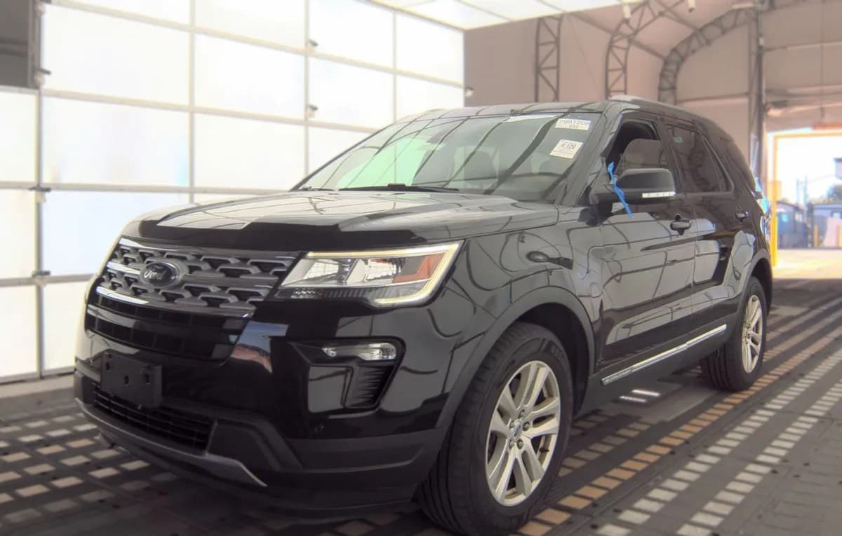 2019 FORD EXPLORER XLT 2