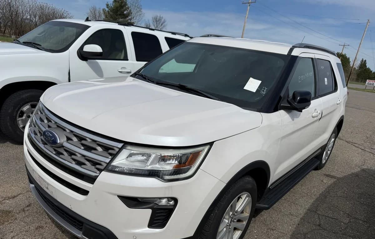 2018 FORD EXPLORER XLT 2