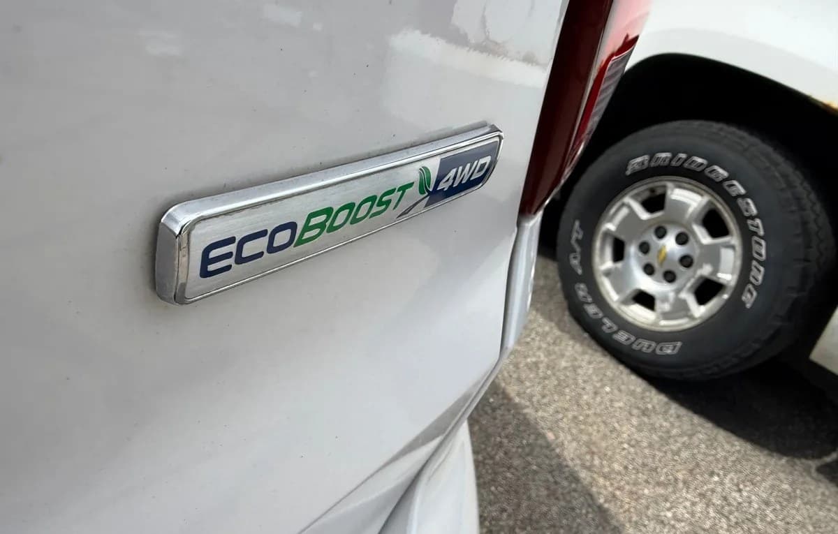 2018 FORD EXPLORER XLT 4