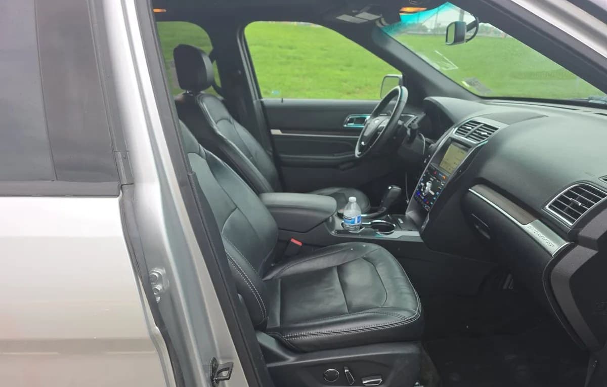 2017 FORD EXPLORER Limited 4
