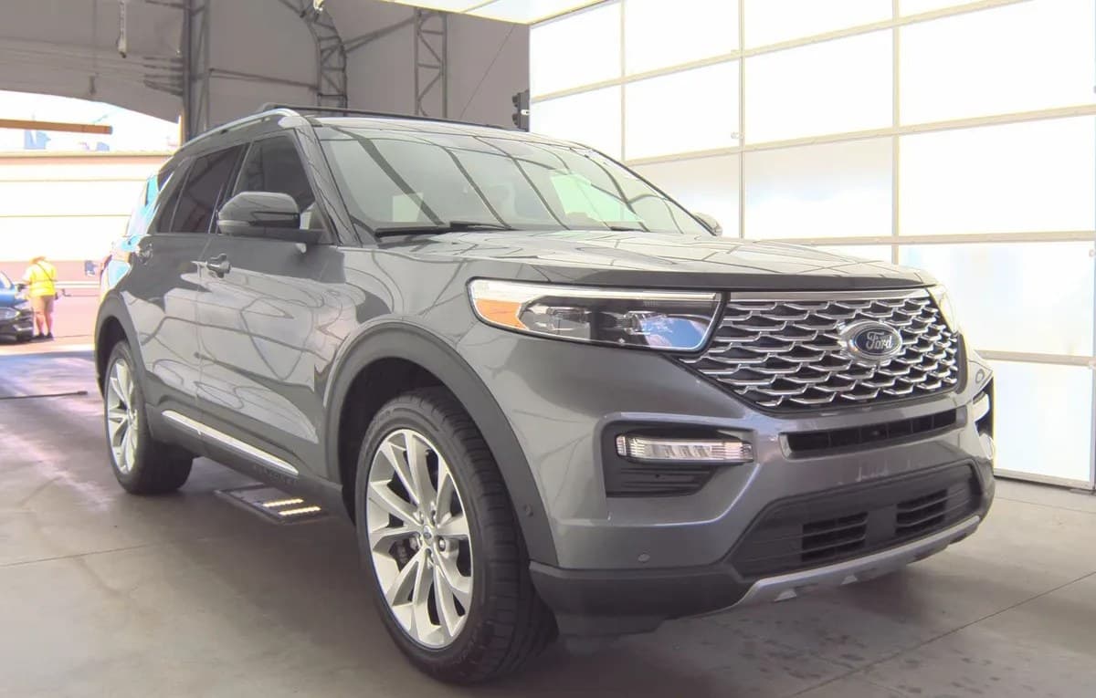 2021 FORD EXPLORER Platinum 4