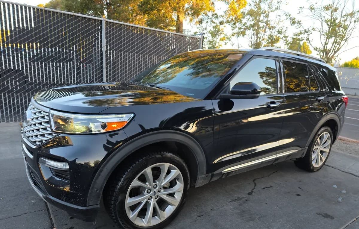 2021 FORD EXPLORER Platinum 2