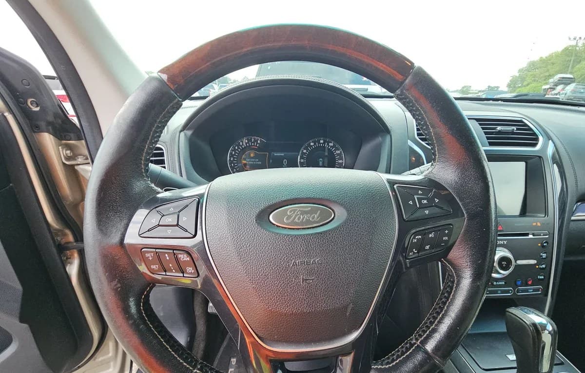 2017 FORD EXPLORER Platinum 7