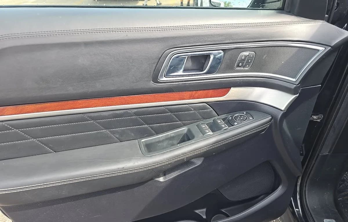 2019 FORD EXPLORER Platinum 6