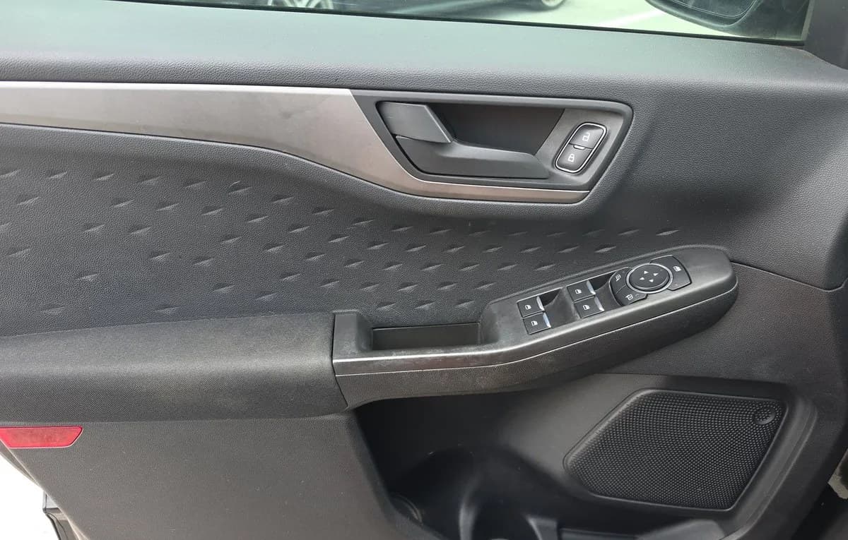 2020 FORD ESCAPE S 6