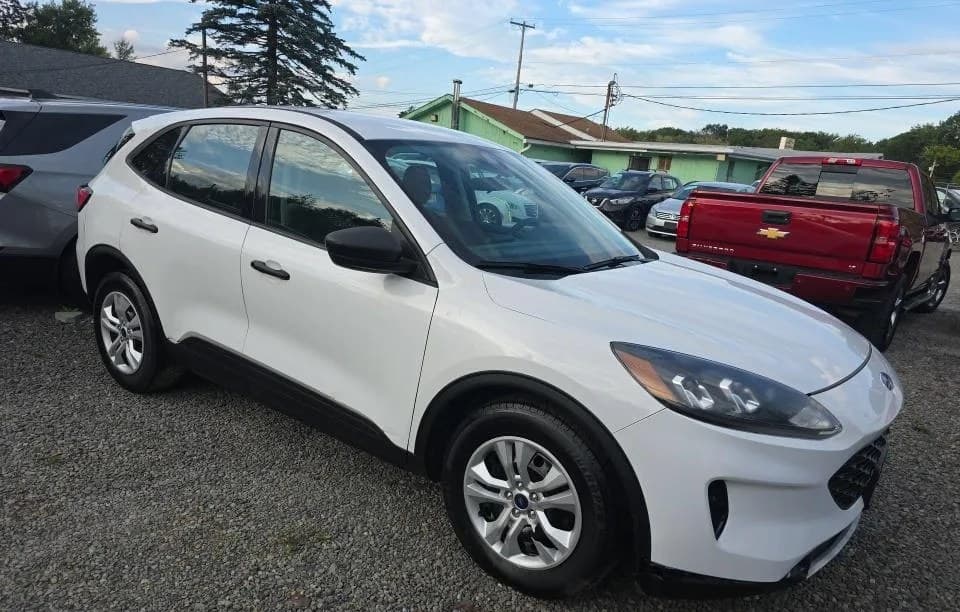 2021 FORD ESCAPE S 4