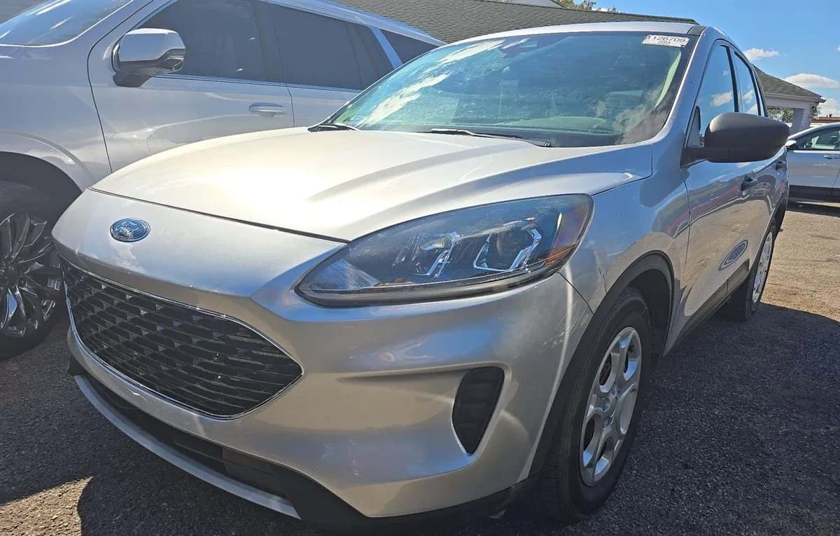2020 FORD ESCAPE S 2