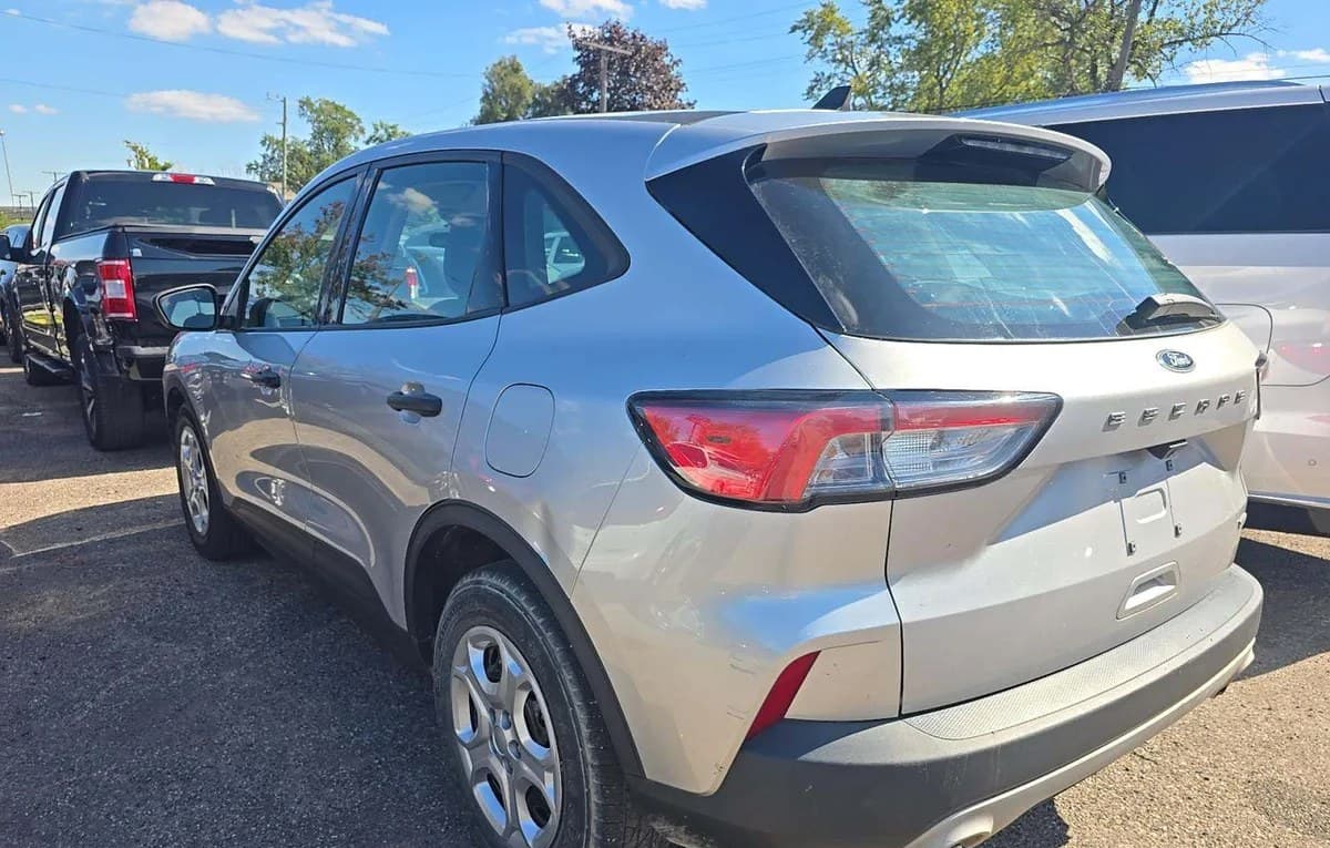 2020 FORD ESCAPE S 3