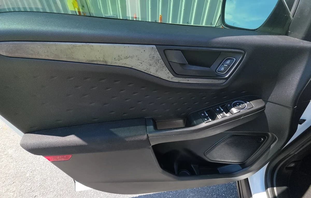 2020 FORD ESCAPE S 6