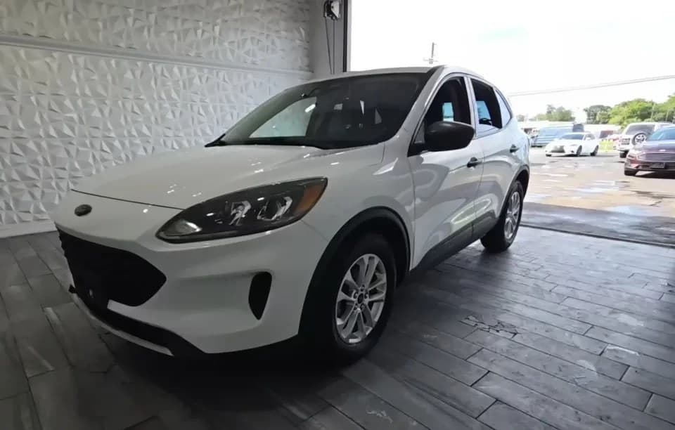 2020 FORD ESCAPE S 2