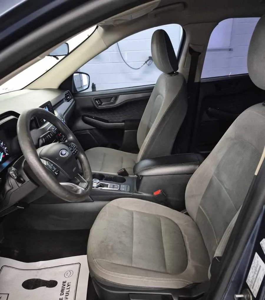 2020 FORD ESCAPE S 4