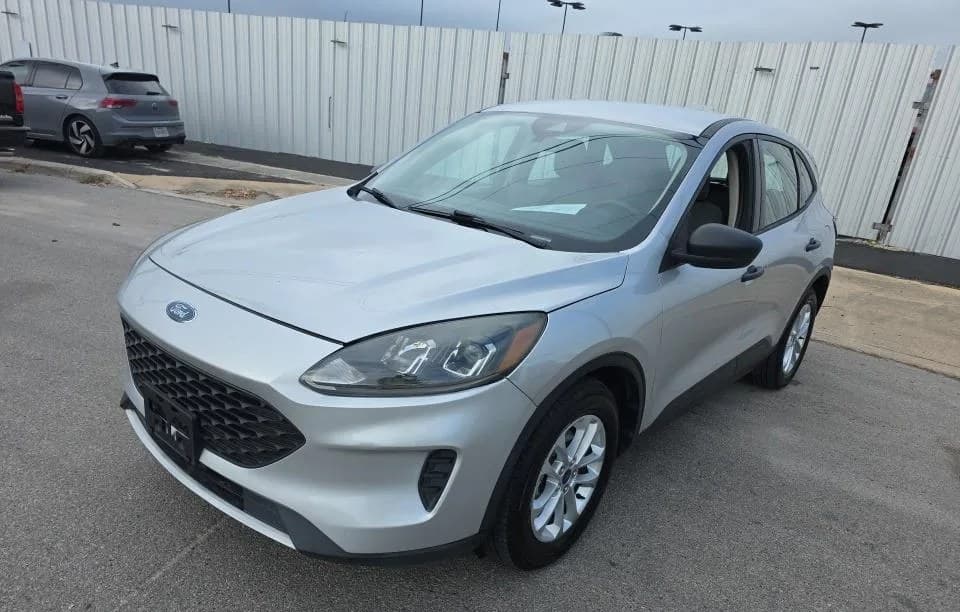2020 FORD ESCAPE S 2