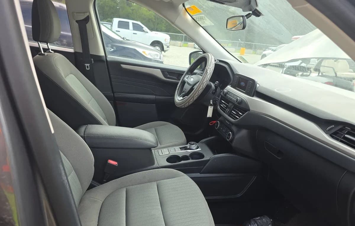 2021 FORD ESCAPE S 5