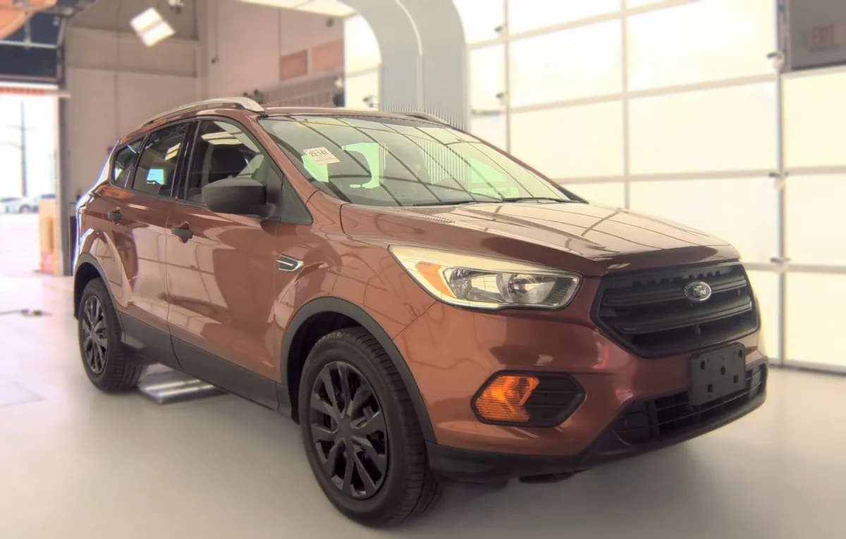 2017 FORD ESCAPE S 3