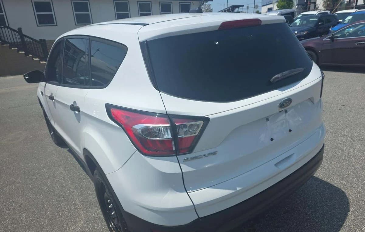2018 FORD ESCAPE S 3