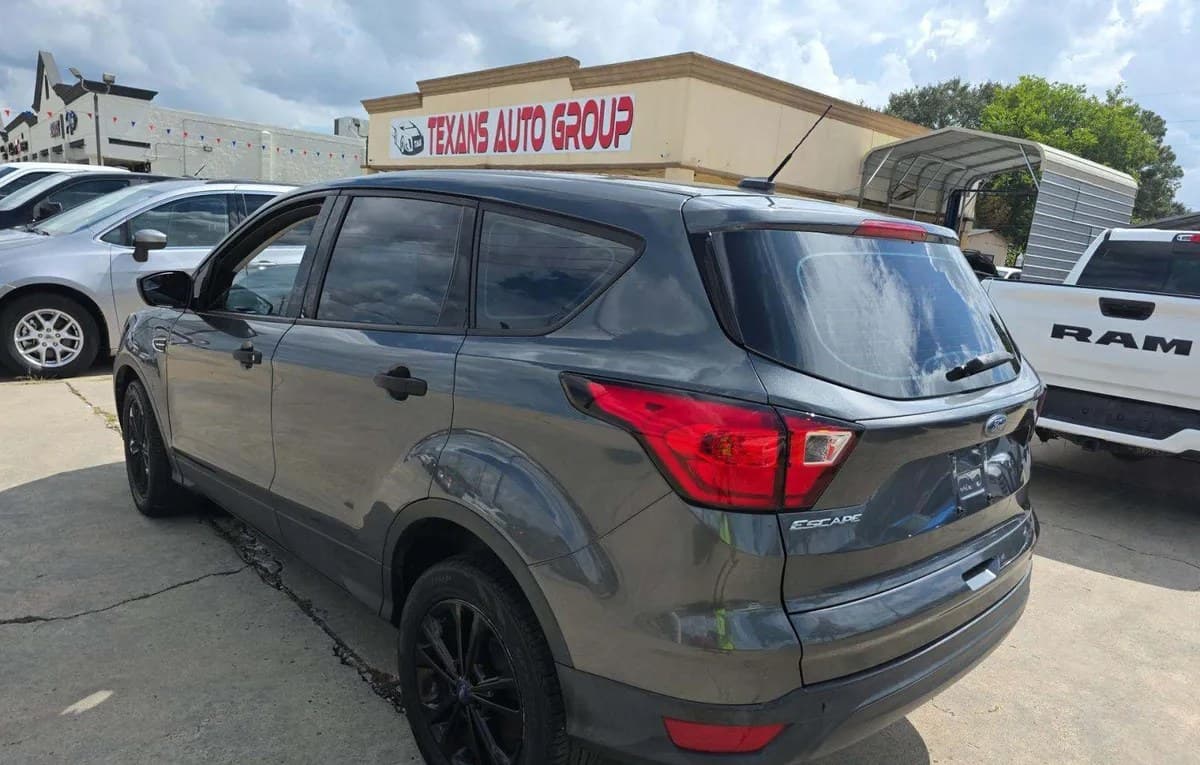 2019 FORD ESCAPE S 2