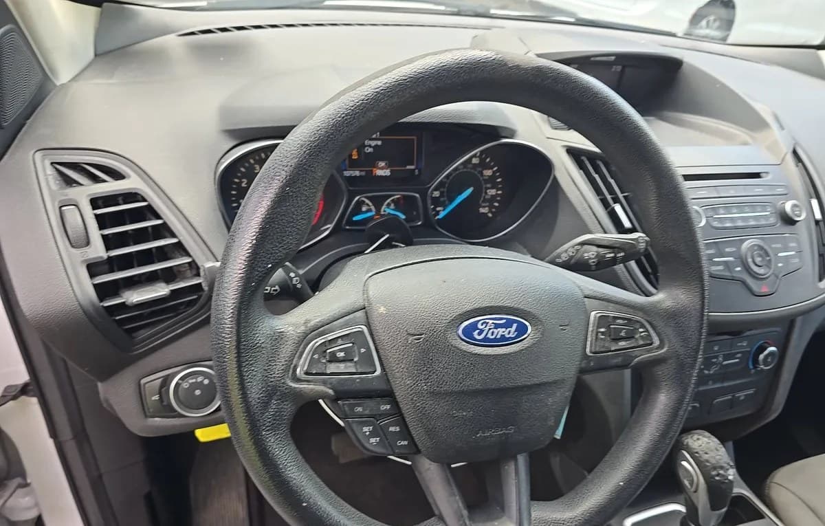 2017 FORD ESCAPE S 7