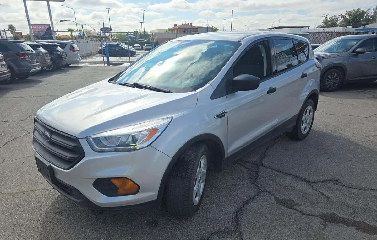 2017 FORD ESCAPE S 2
