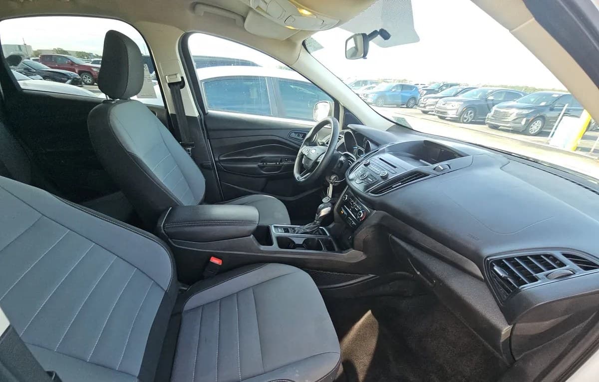 2018 FORD ESCAPE S 4