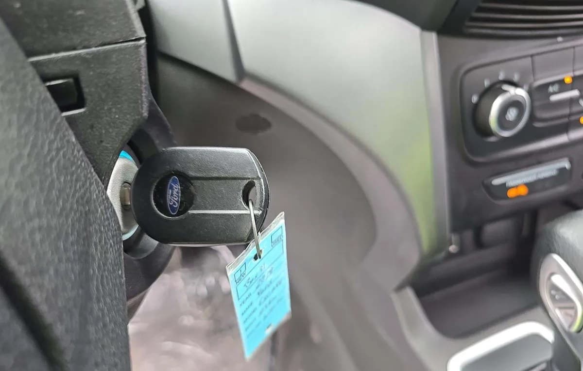 2019 FORD ESCAPE S 5