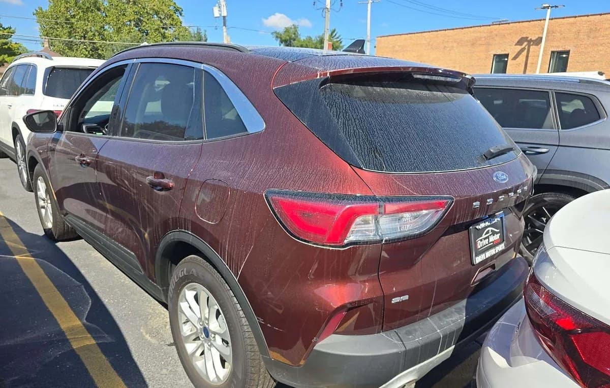 2021 FORD ESCAPE SE 3