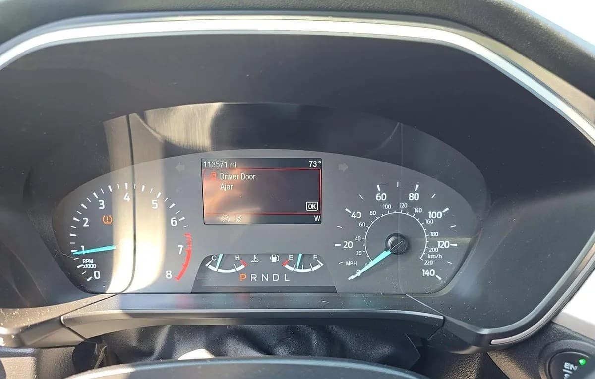 2021 FORD ESCAPE SE 6