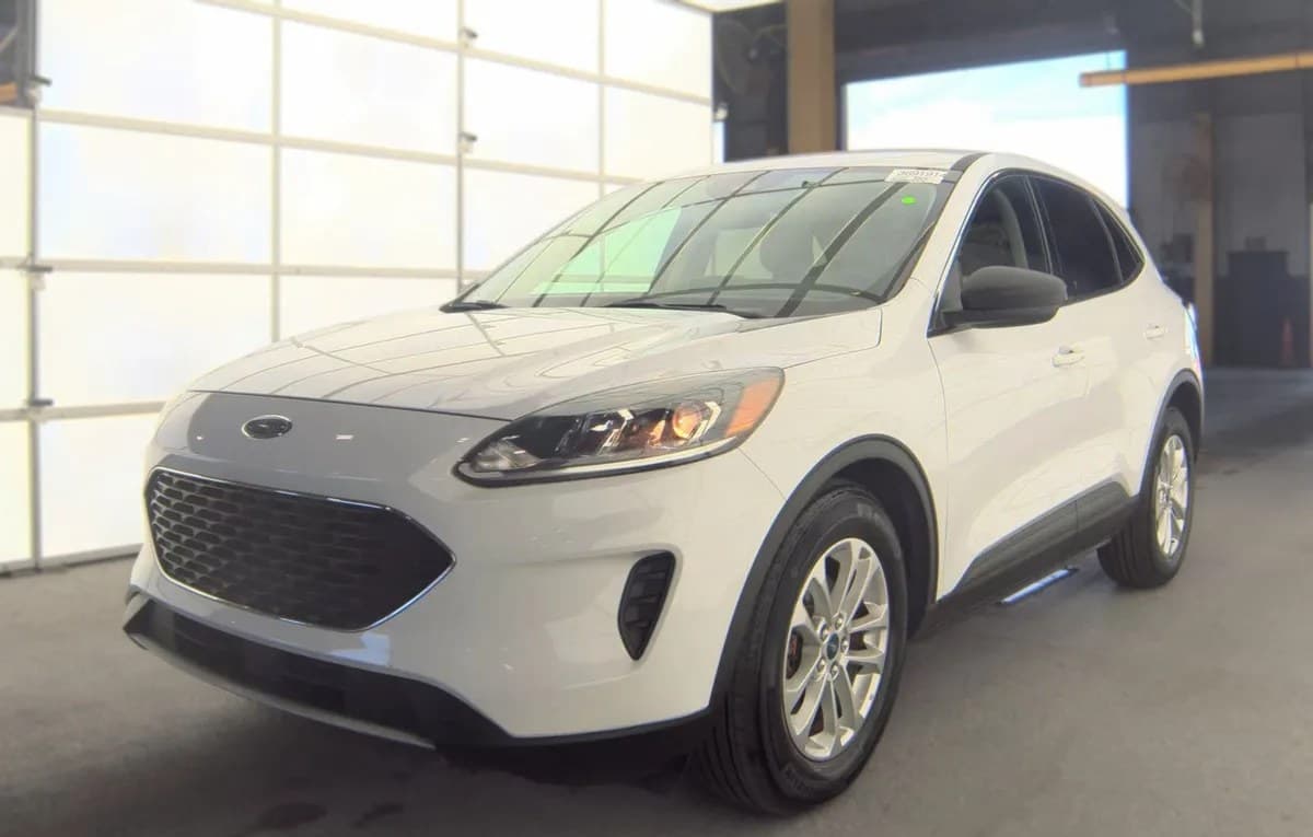 2022 FORD ESCAPE SE 2