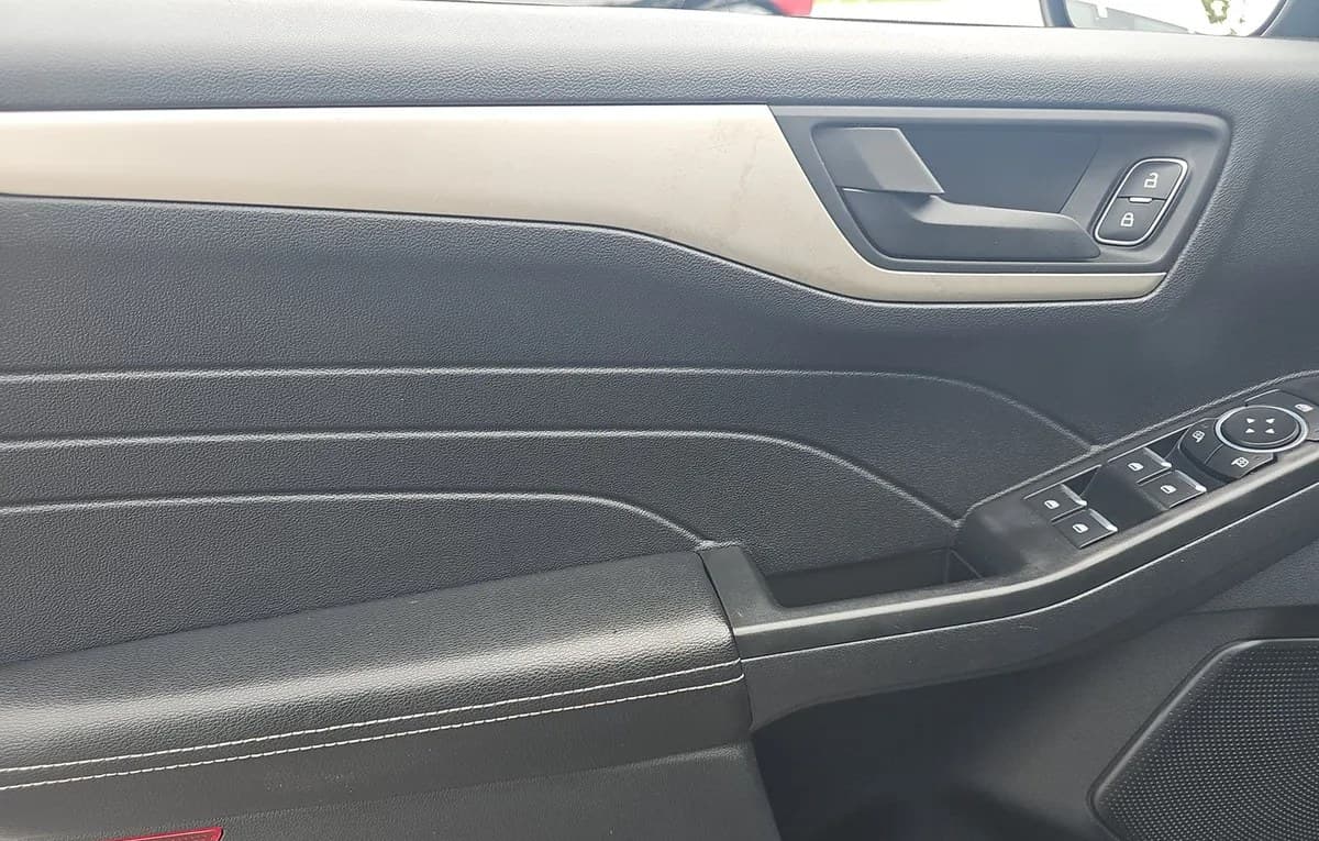 2022 FORD ESCAPE SE 6