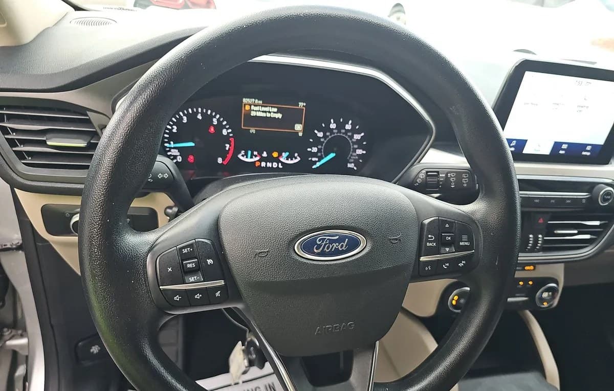 2020 FORD ESCAPE SE 7