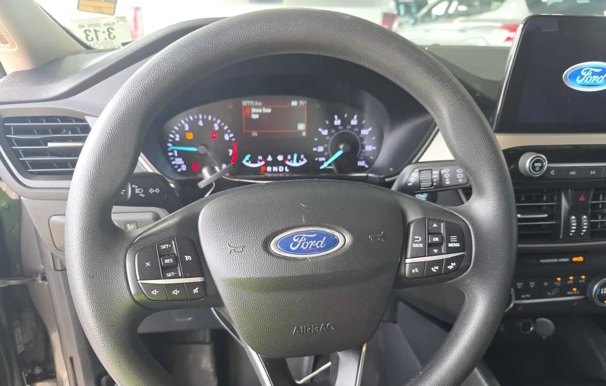 2020 FORD ESCAPE SE 7