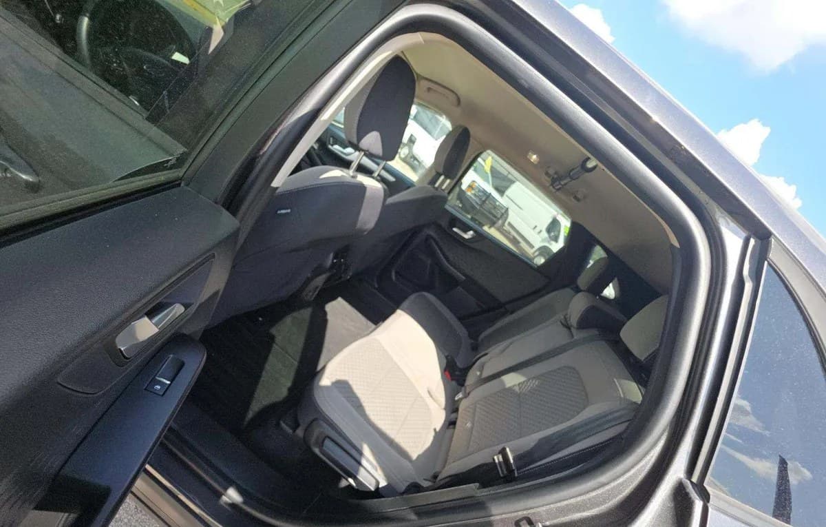 2020 FORD ESCAPE SE 7