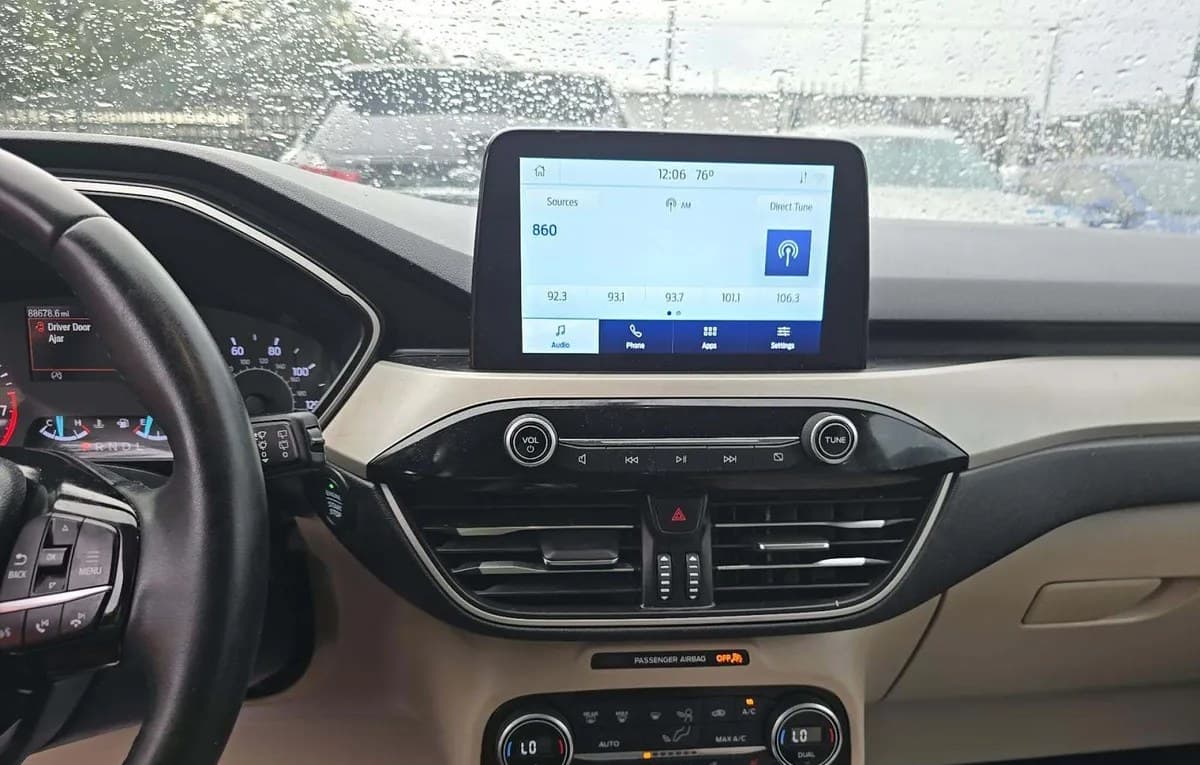 2021 FORD ESCAPE SE 7