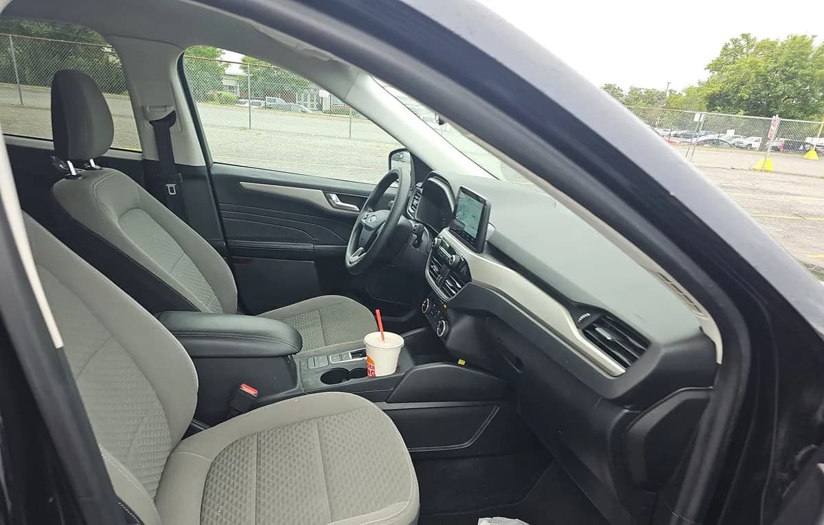 2021 FORD ESCAPE SE 5
