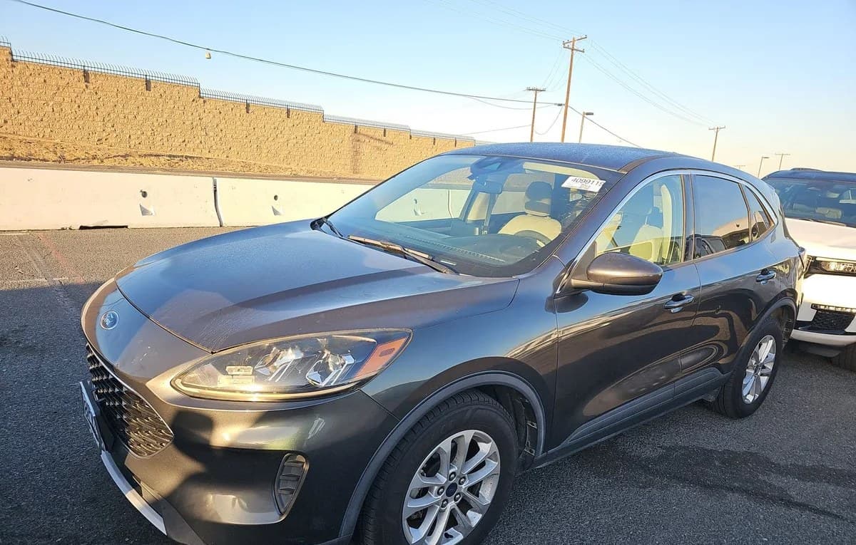 2020 FORD ESCAPE SE 2