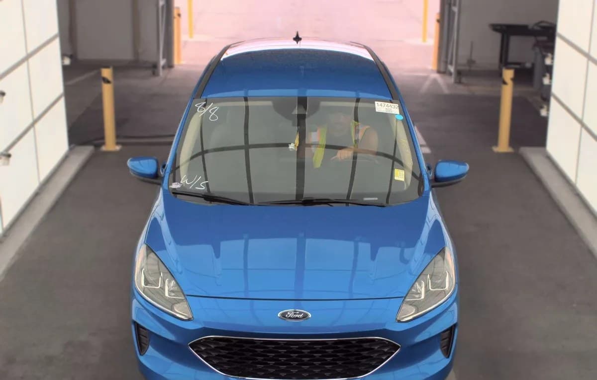 2020 FORD ESCAPE SE 3
